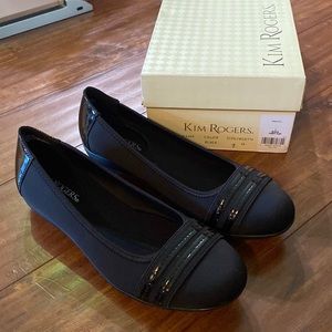 Kim Rogers Black Findy Flat Size 7 New